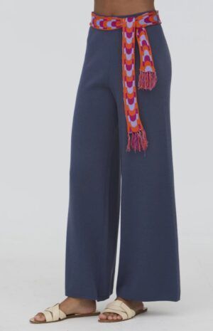 Pantalón con Cinturón